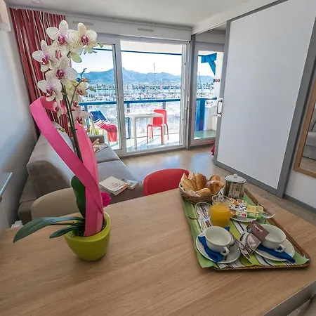 Aparthotel & Golf Sokoburu 3*