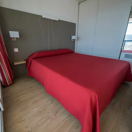 Aparthotel & Golf Sokoburu 3*