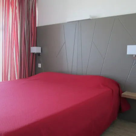 Aparthotel & Golf Sokoburu