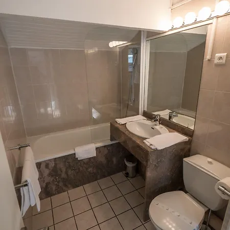 Aparthotel & Golf Sokoburu