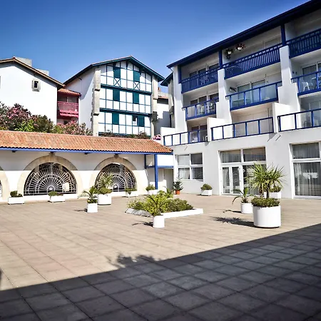 & Golf Sokoburu 3* Hendaye
