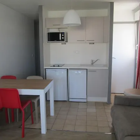 Aparthotel & Golf Sokoburu